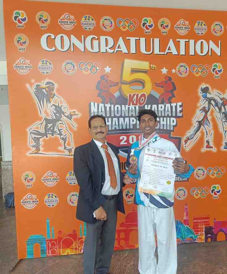 ए. दताद्री राव ने  कराते प्रतियोगिता में  जीता कांस्य पदक