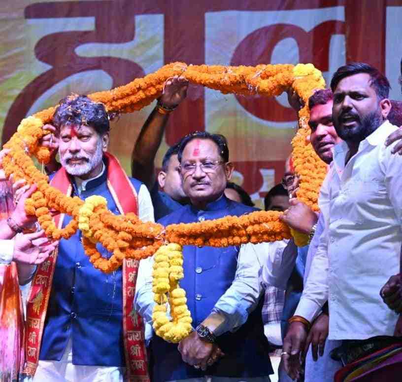 रंगों में घुला समरसता का संदेश: मुख्यमंत्री श्री विष्णु देव साय होली मिलन समारोह में हुए शामिल