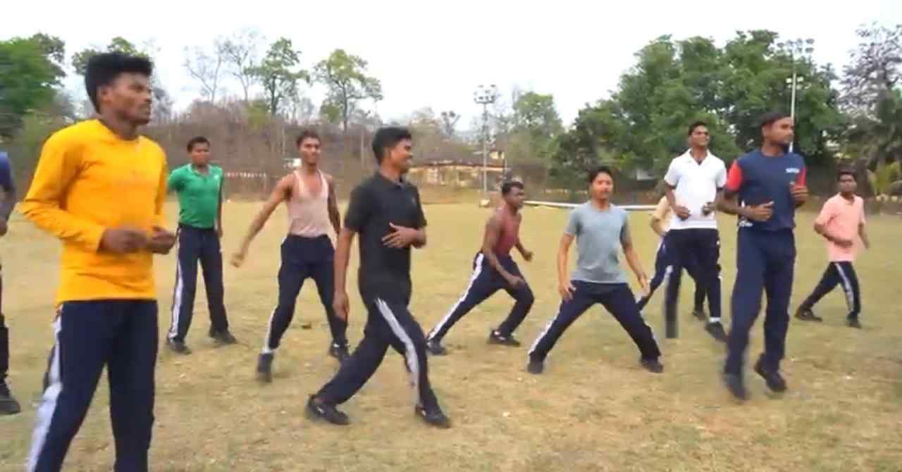 हिंसा की राह छोड़, उम्मीदों की दौड़, बस्तर नई पहचान की ओर,शांति, विश्वास और विकास-बस्तर हेरिटेज मैराथन एक मज़बूत संदेश हिंसा की राह छोड़, उम्मीदों की दौड़, बस्तर नई पहचान की ओर,शांति, विश्वास और विकास-बस्तर हेरिटेज मैराथन एक मज़बूत संदेश