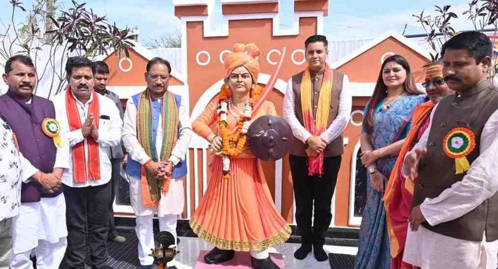 संत महात्माओं की पुण्य धरा और प्रभु श्रीराम के ननिहाल को विकसित और समृद्ध बनाने संकल्पित है हमारी सरकार : मुख्यमंत्री विष्णु देव साय संत महात्माओं की पुण्य धरा और प्रभु श्रीराम के ननिहाल को विकसित और समृद्ध बनाने संकल्पित है हमारी सरकार : मुख्यमंत्री विष्णु देव साय