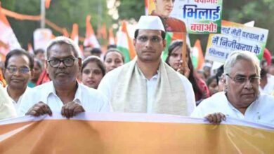 भिलाई बचाओ आंदोलन के दूसरे चरण में सैकडों परिवार उतरे सड़क पर