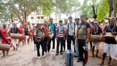 खेलो इंडिया ट्रायबल गेम्स,केरल की एथलेटिक्स टीम पहुंची जगदलपुर, पारंपरिक लोकनृत्य से हुआ भव्य स्वागत खेलो इंडिया ट्रायबल गेम्स,केरल की एथलेटिक्स टीम पहुंची जगदलपुर, पारंपरिक लोकनृत्य से हुआ भव्य स्वागत