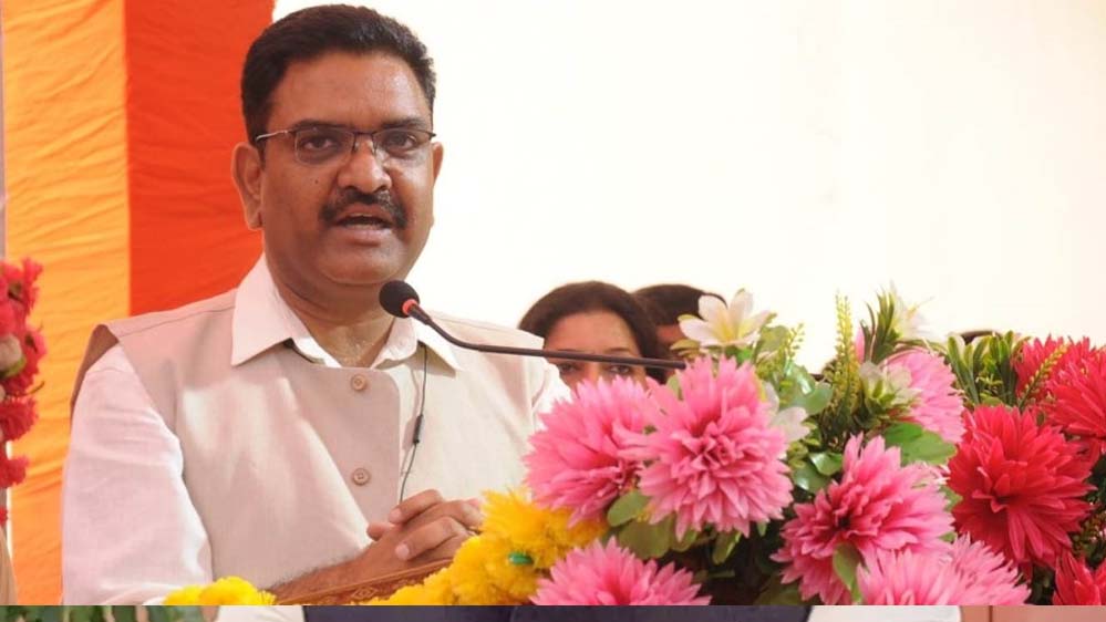 कांग्रेस की ‘दलित नीति’ के खिलाफ कांशीराम जी ने लिखी थी पूरी किताब, राहुल को ‘चमचा युग’ पढ़नी चाहिए: असीम अरुण कांग्रेस की ‘दलित नीति’ के खिलाफ कांशीराम जी ने लिखी थी पूरी किताब, राहुल को ‘चमचा युग’ पढ़नी चाहिए: असीम अरुण