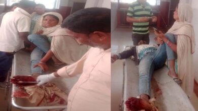 ऑटो और बाइक की भिंडत, बाइक चालक को आया गंभीर चोटें पैर की दो उंगली टूटने की आशंका ऑटो और बाइक की भिंडत, बाइक चालक को आया गंभीर चोटें पैर की दो उंगली टूटने की आशंका