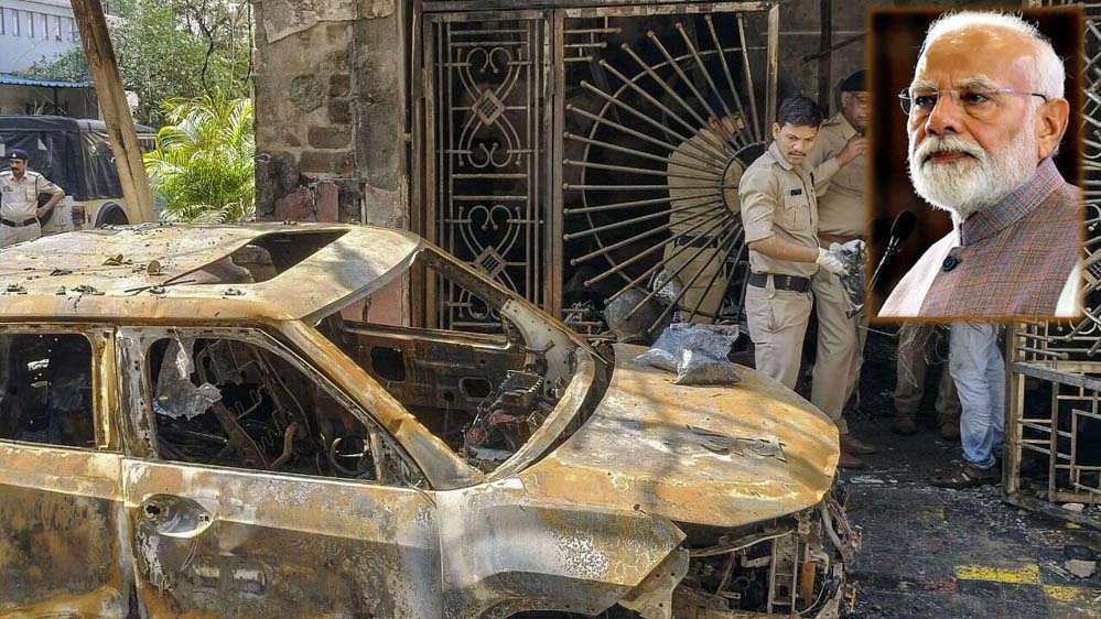 इंदौर अग्निकांड पर पीएम मोदी ने जताया शोक, पीड़ित परिवारों के लिए आर्थिक सहायता की घोषणा इंदौर अग्निकांड पर पीएम मोदी ने जताया शोक, पीड़ित परिवारों के लिए आर्थिक सहायता की घोषणा