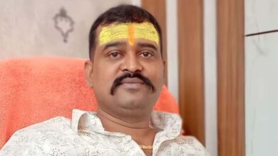 गोरखपुर: BJP नेता हत्याकांड का मुख्य आरोपी गिरफ्तार, गोली के बाद चाकुओं से गोद डाला था गोरखपुर: BJP नेता हत्याकांड का मुख्य आरोपी गिरफ्तार, गोली के बाद चाकुओं से गोद डाला था