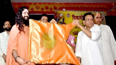 उप मुख्यमंत्री देवड़ा ने पशुपतिनाथ मंदिर में सूर्य उपासना कर ब्रह्मध्वज स्थापित किया