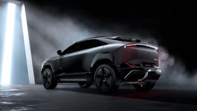 Batman Edition पर बवाल, ग्राहकों के दबाव में महिंद्रा ने लौटाए पैसे Batman Edition पर बवाल, ग्राहकों के दबाव में महिंद्रा ने लौटाए पैसे