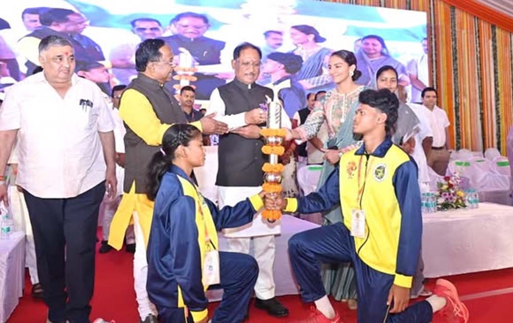 मुख्यमंत्री ने नवरात्रि की पावन बेला पर मां महामाया की धरा से सरगुजा ओलंपिक का किया शुभारंभ