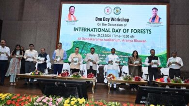 रायपुर : जीवन प्रकृति पर आधारित,राज्य में वनों के संरक्षण एवं संवर्धन के लिए निरंतर प्रयास-मंत्री केदार कश्यप