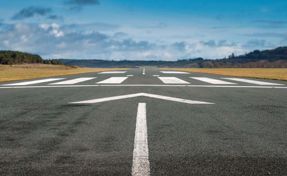 सरकार ने निजी हाथों को सौंपी 11 हवाई पट्टियां, जमीन अधिग्रहण प्रक्रिया शुरू