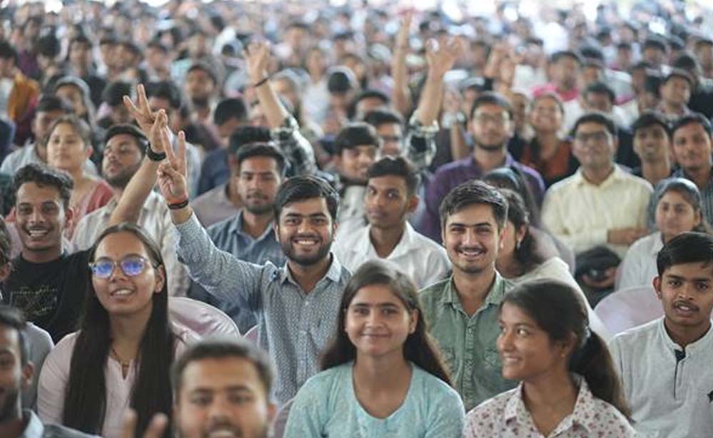 शौर्य संकल्प योजना’ पर लगी कैबिनेट की मुहर, पिछड़ा वर्ग के युवाओं को सुरक्षाबलों में भर्ती के लिए तैयार करेगी योजना शौर्य संकल्प योजना’ पर लगी कैबिनेट की मुहर, पिछड़ा वर्ग के युवाओं को सुरक्षाबलों में भर्ती के लिए तैयार करेगी योजना