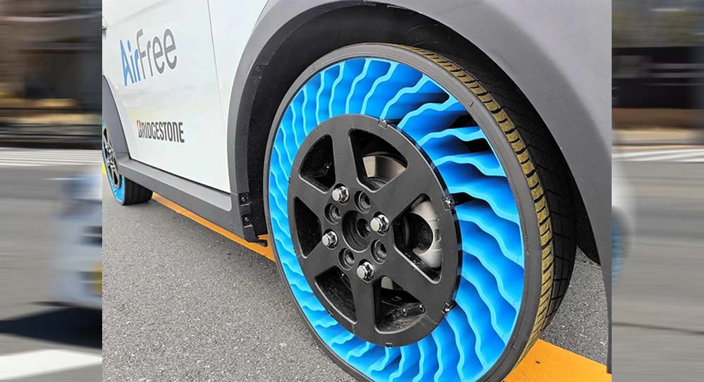 Airfree Tyres: बिना हवा और पंचर के चलने वाले टायर पेश, जानें खासियत