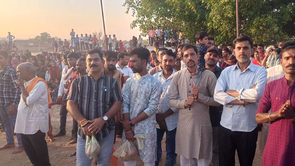 मां बिरासिनी धाम बिलासपुर में ऐतिहासिक जवारा जुलूस निकाला गया मां बिरासिनी धाम बिलासपुर में ऐतिहासिक जवारा जुलूस निकाला गया