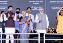 ऐतिहासिक क्षण: जेवर से पहली उड़ान, राज्यपाल आनंदीबेन पटेल व सीएम योगी ने किया लखनऊ का सफर