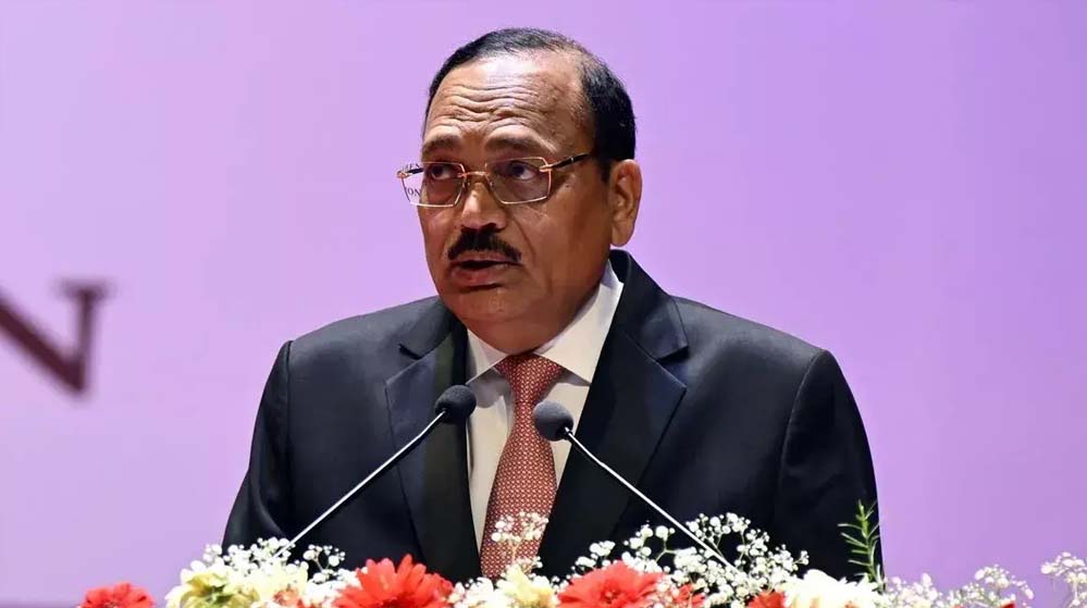 CJI सूर्यकांत ने क्यों कहा, ‘कोई भी सूर्यकुमार यादव से आखिरी ओवर डालने की उम्मीद नहीं करता’