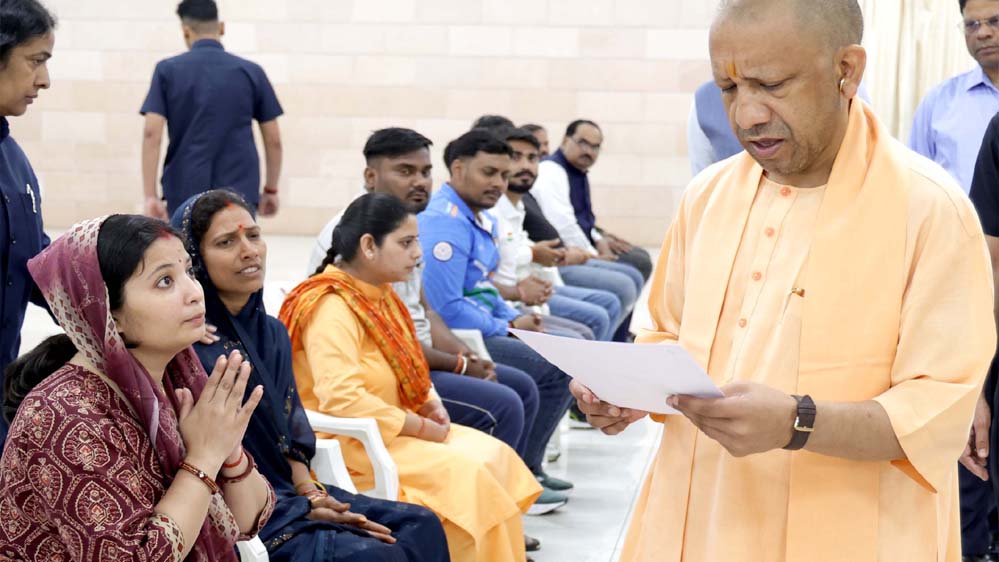पीड़ितों की समस्याओं का उचित समाधान सरकार की प्राथमिकता: मुख्यमंत्री पीड़ितों की समस्याओं का उचित समाधान सरकार की प्राथमिकता: मुख्यमंत्री