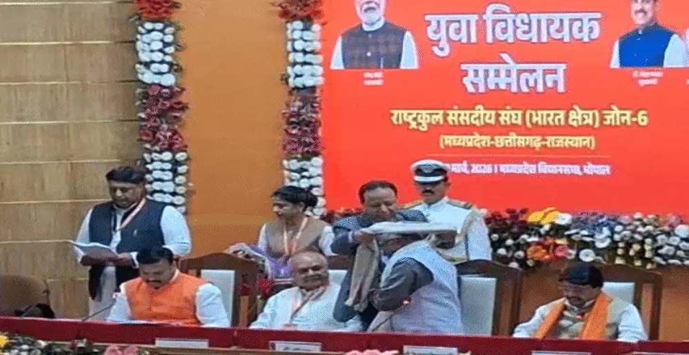 राज्यसभा उपसभापति बोले: ‘विकसित भारत का सपना देखने में 66 साल लगे, कई देशों में लॉकडाउन जैसे हालात, भारत आराम से चल रहा’