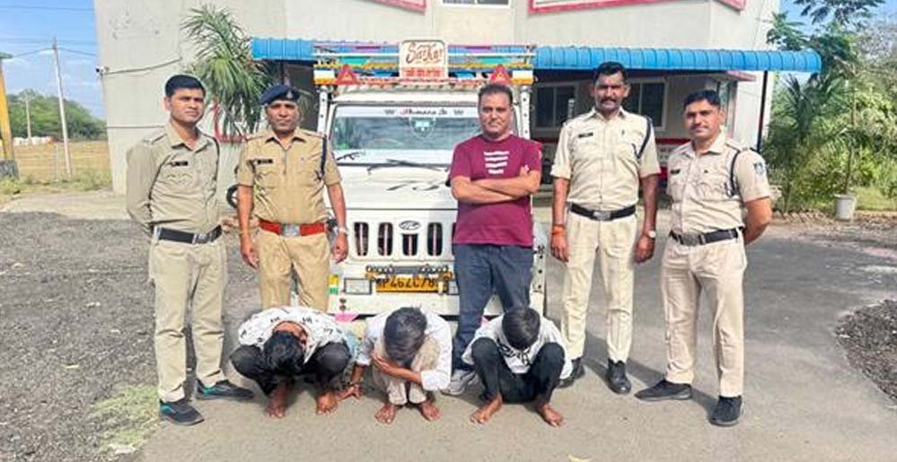 रतलाम में अंतर्राज्यीय ड्रग नेटवर्क पर करारा प्रहार रतलाम में अंतर्राज्यीय ड्रग नेटवर्क पर करारा प्रहार