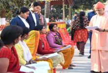 बेफिक्र होकर उपचार कराएं, सरकार देगी भरपूर आर्थिक सहायता: सीएम योगी