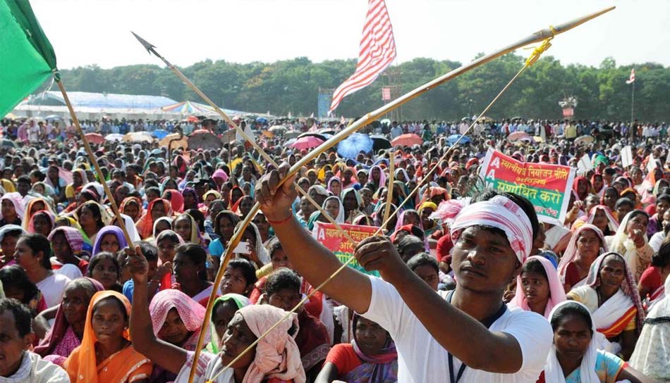 आदिवासी वोटरों को साधने में जुटी मोहन सरकार, निकाय चुनावों पर बड़वानी बैठक से मिले संकेत आदिवासी वोटरों को साधने में जुटी मोहन सरकार, निकाय चुनावों पर बड़वानी बैठक से मिले संकेत