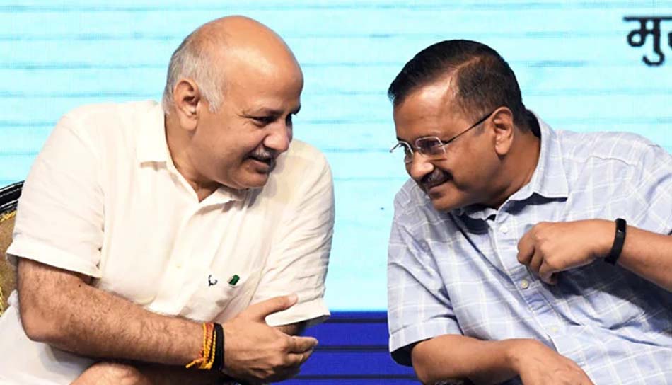 ‘जज ने समझा नहीं’: केजरीवाल-सिसोदिया को छोड़ने को तैयार नहीं सीबीआई, HC में हुई गलती की पहचान ‘जज ने समझा नहीं’: केजरीवाल-सिसोदिया को छोड़ने को तैयार नहीं सीबीआई, HC में हुई गलती की पहचान