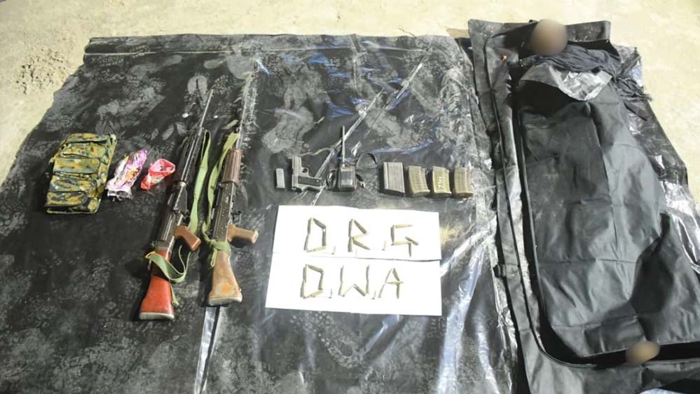 Maoist Encounter: दंतेवाड़ा-बीजापुर सीमा पर मुठभेड़ में ₹5 लाख का इनामी माओवादी ढेर, भारी मात्रा में हथियार बरामद