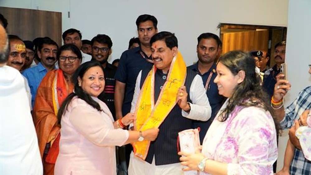 मुख्‍यमंत्री डॉ. यादव के प्रयासों से स्‍वदेश लौटे जैन परिवार ने जताया आभार