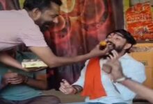 बिलासपुर में खामेनेई की मौत पर जश्न, मिठाइयां बांटी; हिंदू संगठन नेता ने कहा- मातम मनाने वालों को ईरान भेजो