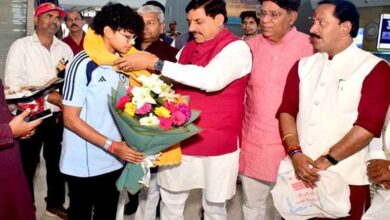 मुख्यमंत्री डॉ. यादव ने अनुष्का शर्मा को भारतीय महिला क्रिकेट टीम में चयन पर दी बधाई