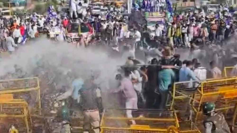दतिया में भीम आर्मी-असपा की संकल्प यात्रा पर बवाल, पुलिस का लाठीचार्ज और वाटर कैनन