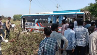 बलौदाबाजार में भीषण सड़क हादसा: बस को ट्रक ने पीछे से मारी टक्कर, 5 की मौत