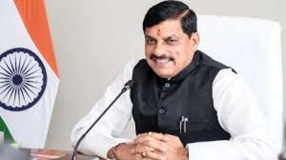 एआई आधारित तकनीक से नागरिक सेवाएँ होंगी अधिक तेज, पारदर्शी एवं डेटा आधारित : मुख्यमंत्री डॉ. यादव एआई आधारित तकनीक से नागरिक सेवाएँ होंगी अधिक तेज, पारदर्शी एवं डेटा आधारित : मुख्यमंत्री डॉ. यादव