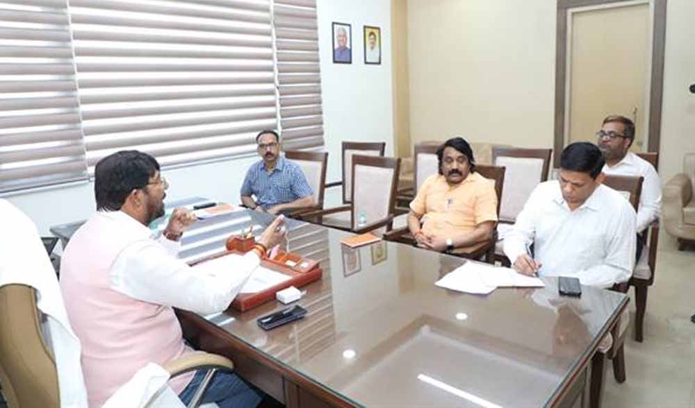 मुख्यमंत्री डेयरी प्लस एवं डॉ. भीमराव अंबेडकर कामधेनु योजना का हि‍तग्राहियों को अधिक से अधिक दिलाएं लाभ