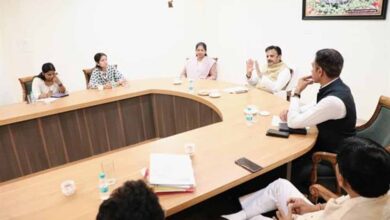 उप मुख्यमंत्री शुक्ल ने की निर्माण कार्यों की समीक्षा