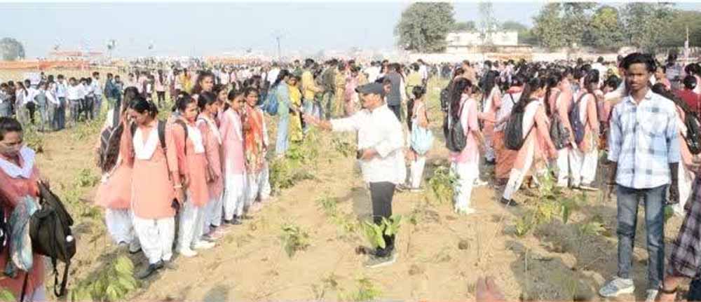 सीएम योगी के मार्गदर्शन में काशी ने बनाया गिनीज वर्ल्ड रिकॉर्ड्स