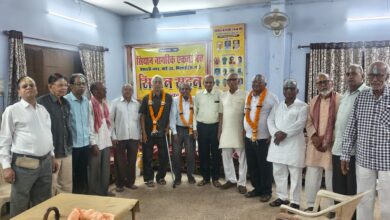 सियान सदन वैशाली नगर में होली मिलन कार्यक्रम आयोजित