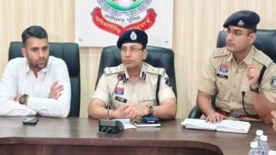 72 घंटे के भीतर रायगढ़ जिला प्रशासन की अफीम की खेती पर ताबड़तोड़ कार्रवाई, जिला प्रशासन की कार्रवाई से संलिप्त लोगों में हड़कंप 72 घंटे के भीतर रायगढ़ जिला प्रशासन की अफीम की खेती पर ताबड़तोड़ कार्रवाई, जिला प्रशासन की कार्रवाई से संलिप्त लोगों में हड़कंप