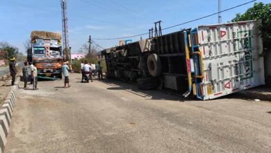 मंडला में दर्दनाक हादसा: जर्जर पुल से गिरी बाइक, चार युवकों की मौत