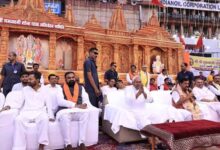 रामनवमी पर डाकबंगला पहुंचे नीतीश कुमार, एक मंच पर दिखे पिता-पुत्र; गूंजे जय श्री राम के नारे