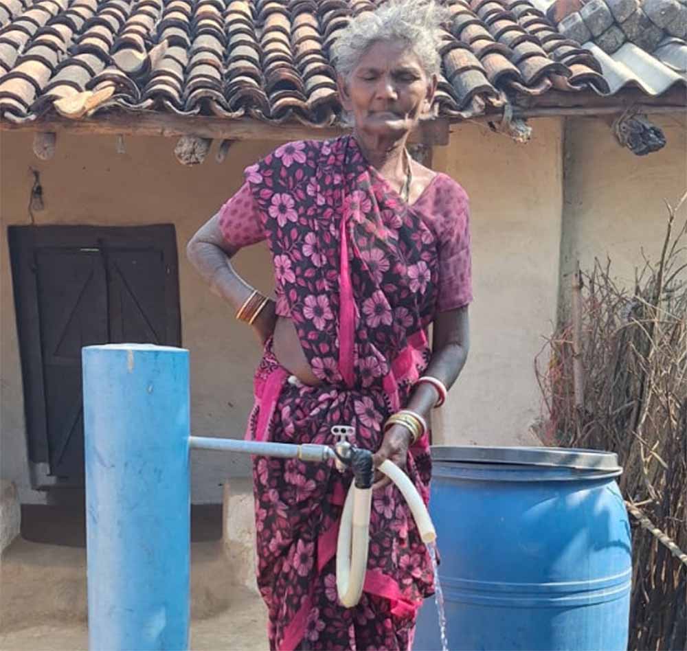 जल जीवन मिशन से बदली फुलमत बाई की जिंदगी, अब नहीं करना पड़ता पानी के लिए संघर्ष