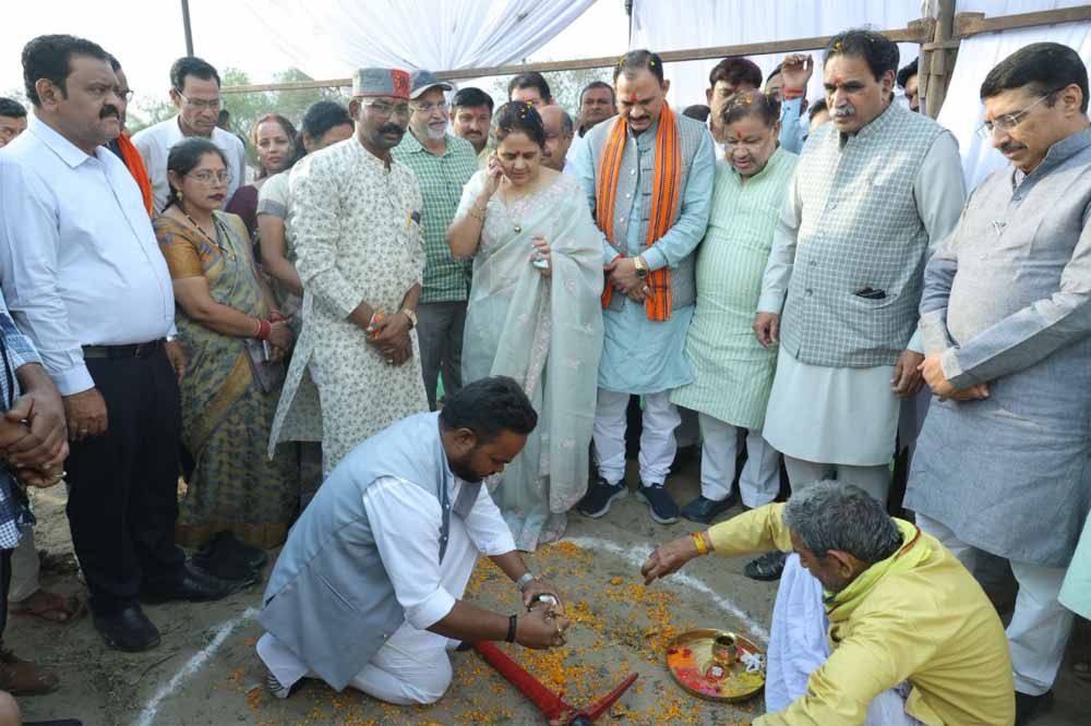 धरसींवा के सरोना में 100 बिस्तर वाले नवीन अस्पताल का भूमिपूजन, स्वास्थ्य सुविधाओं को मिलेगा बड़ा विस्तार