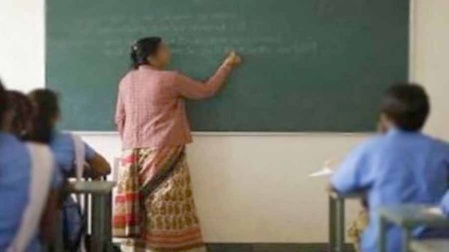 UPTET 2026 Notification Out: आवेदन शुरू, जानें फॉर्म डेट और परीक्षा शेड्यूल UPTET 2026 Notification Out: आवेदन शुरू, जानें फॉर्म डेट और परीक्षा शेड्यूल