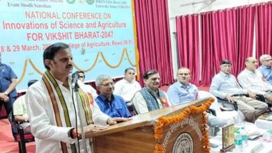 धरती माता और भावी पीढ़ी को स्वस्थ रखने के लिए करें प्राकृतिक खेती : उप मुख्यमंत्री  शुक्ल