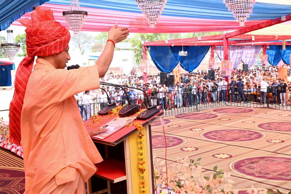 जो मुकाबला नहीं कर पाए, अफवाहों के जरिए अराजकता-अव्यवस्था फैला रहेः मुख्यमंत्री