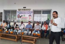 तेन्दूपत्ता संग्रहण से पहले शाखा-कर्तन कार्य के लिए कार्यशाला कार्यशाला