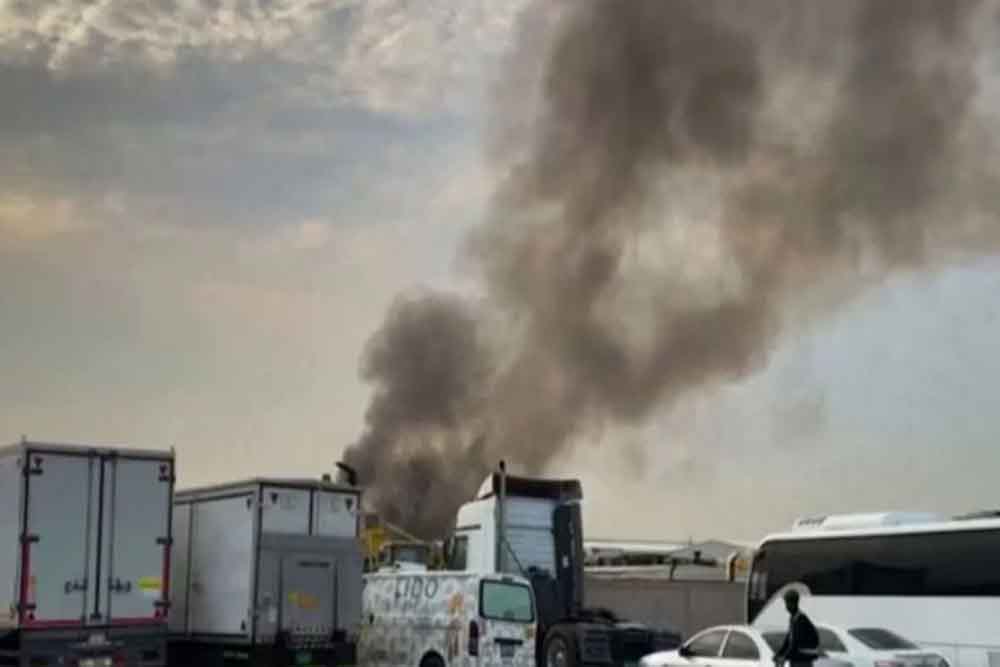 अबू धाबी में मिसाइल मलबा गिरा, आग लगने से 5 भारतीय समेत 6 घायल अबू धाबी में मिसाइल मलबा गिरा, आग लगने से 5 भारतीय समेत 6 घायल