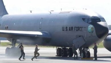 ईरान से तनाव के बीच बड़ा हादसा: हवा में ईंधन भरते समय क्रैश हुआ अमेरिकी विमान, 4 की मौत