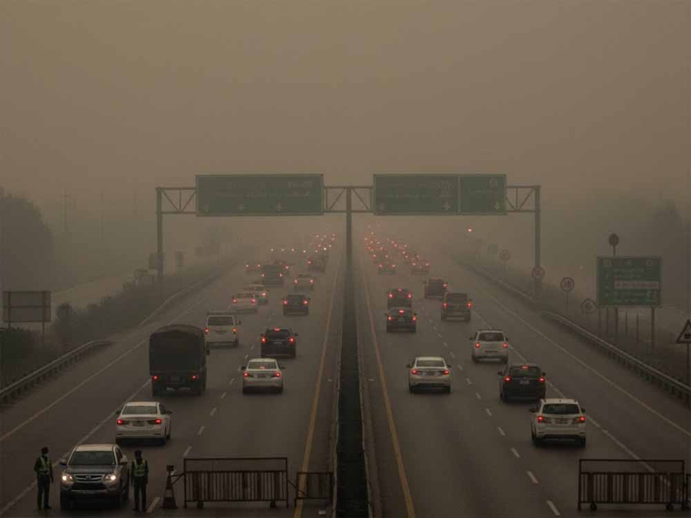 दुनिया में सबसे जहरीली हवा: पाकिस्तान बना नंबर-1 प्रदूषित देश, 13 गुना ज्यादा खतरा