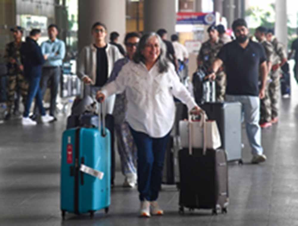 ईरान युद्ध के बीच बड़ा कदम: पश्चिम एशिया से 50 उड़ानों की तैयारी में भारतीय एयरलाइंस